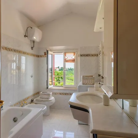 Σπίτι διακοπών Awesome In Di Mont *