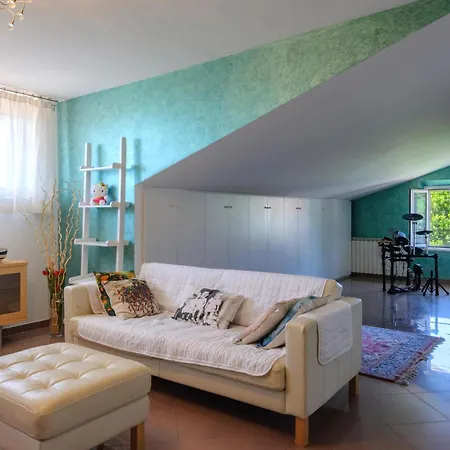Tatil Evi Awesome In Di Mont Castel Colonna