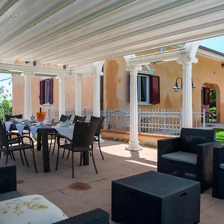 Tatil Evi Awesome In Di Mont Castel Colonna